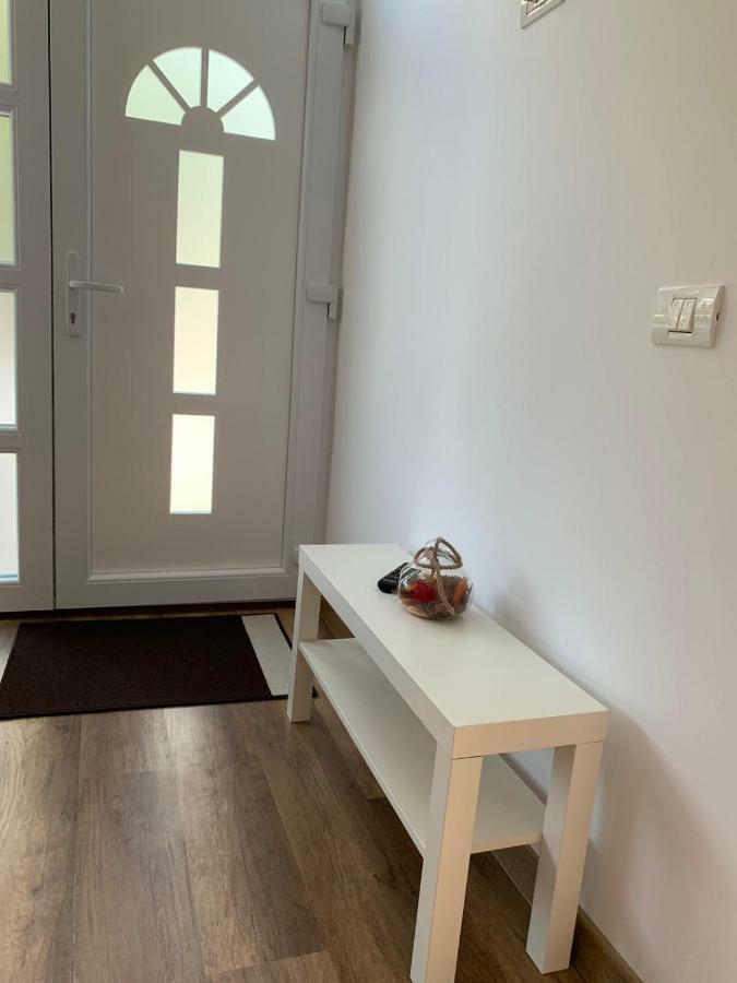 Zeino Place Apartment คอนสตันซา ภายนอก รูปภาพ
