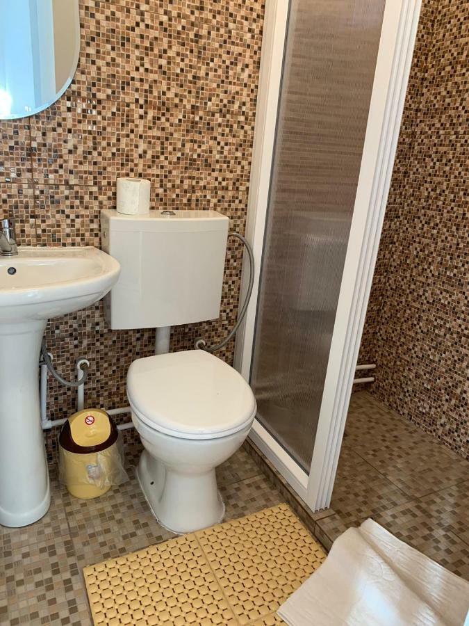 Zeino Place Apartment คอนสตันซา ภายนอก รูปภาพ